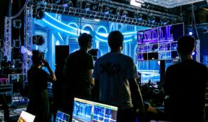 Для тех, чья работа обычно за кадром: в Москве учредили премию для специалистов киноиндустрии