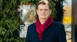 «Рублевка или СНТ?»: интервью с девелопером Максимом Серяковым, который нашел золотую середину