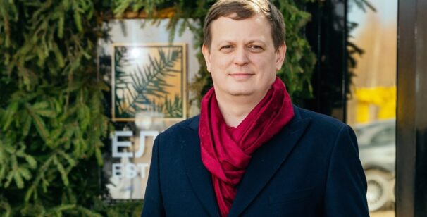 «Рублевка или СНТ?»: интервью с девелопером Максимом Серяковым, который нашел золотую середину